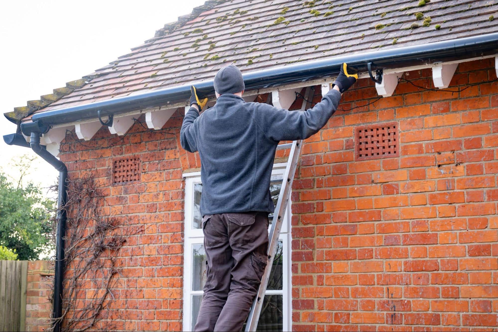 Major Repair Issues? How to Sell Your Home Without Touching a Wrench